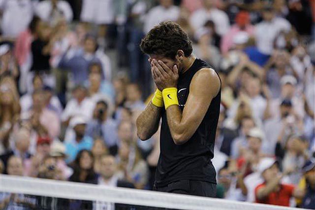 del Potro reacts after defeating Federer